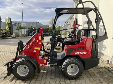 Schäffer 2028-2 HOFLADER