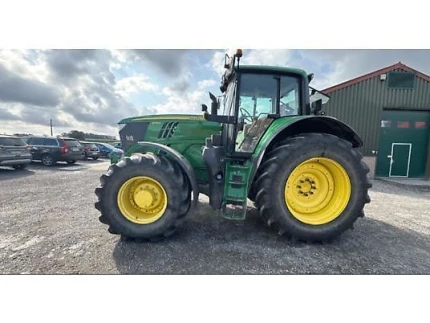 John Deere 6175M
