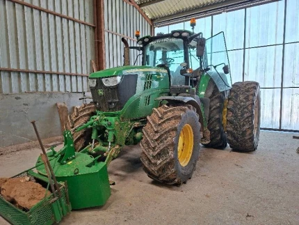 John Deere 6175M