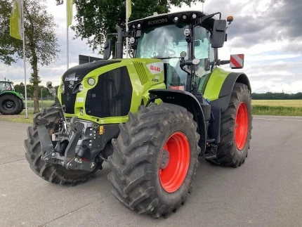 Claas AXION 810