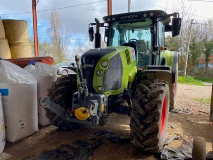 Claas ARION 610