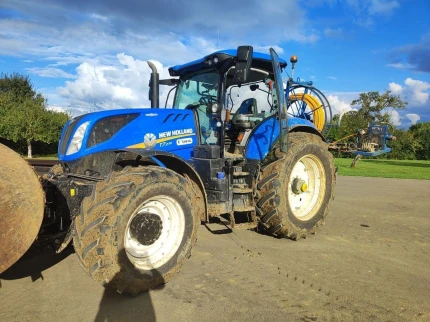 New Holland T7.270 AC