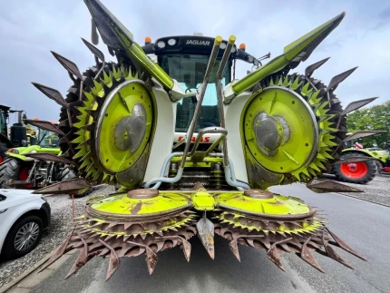 Claas ORBIS 600 AC TS PRO, 8-REIHER, JAGUAR 800 - 900