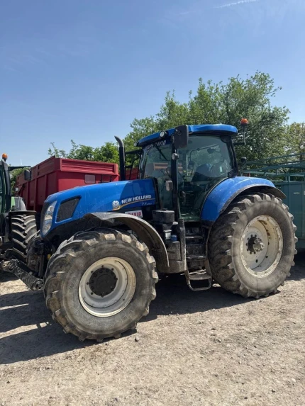 New Holland T7.250