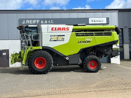 Claas 750 MONTANA