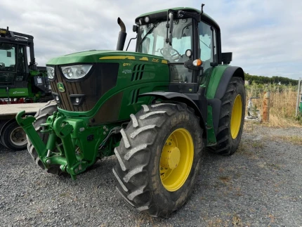 John Deere 6135M