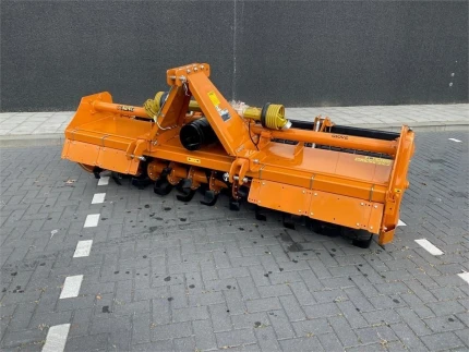 Berti GIOVE 280 + PAKKER ROLLER