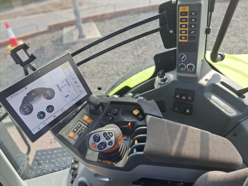 Claas ARION 650 d'occasion — photo 10