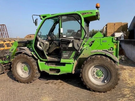 Merlo 42.7
