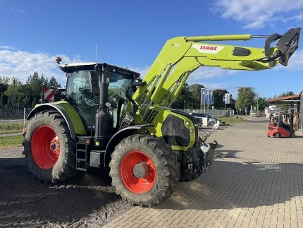 Claas ARION 660 CMATIC