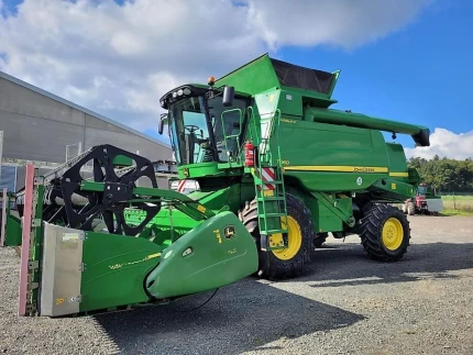John Deere T 560 HILLMASTER