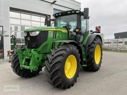 John Deere 6R 250