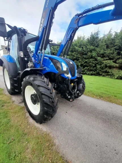 New Holland T5.120 DYNAMIC COMMAND