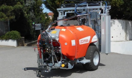 Pulvérisateur automoteur