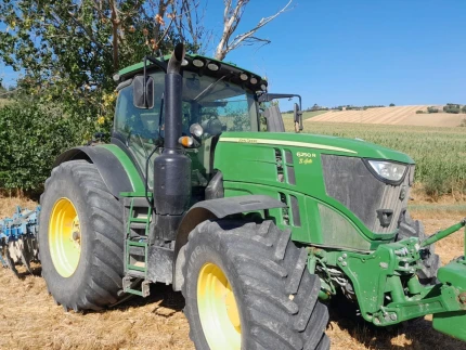 John Deere 6250R