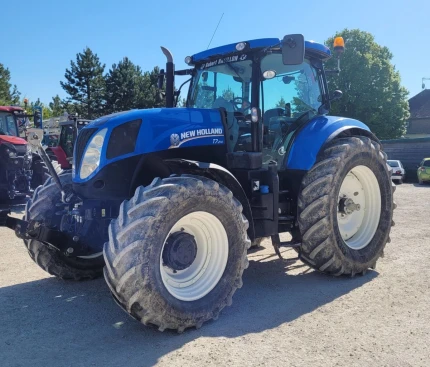 New Holland T7.210 POWER COMMAND