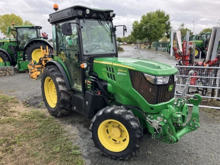 John Deere 5090GN