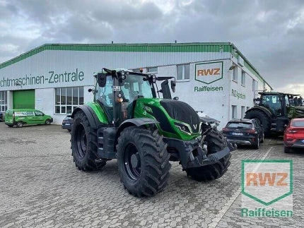 Valtra Valmet T235V