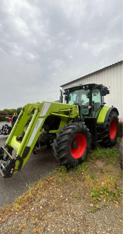 Claas ARION 620 C