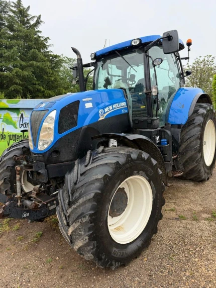 New Holland T7.210 AC