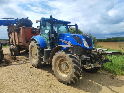 New Holland T7.210 CLASSIC