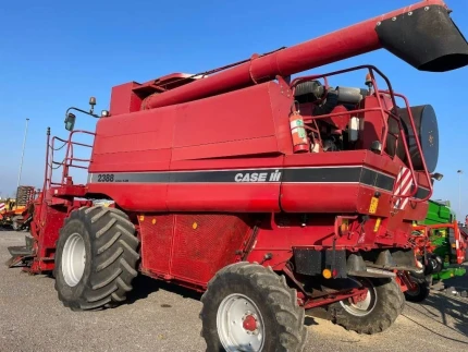 Moissonneuse batteuse - 5527H - 2000