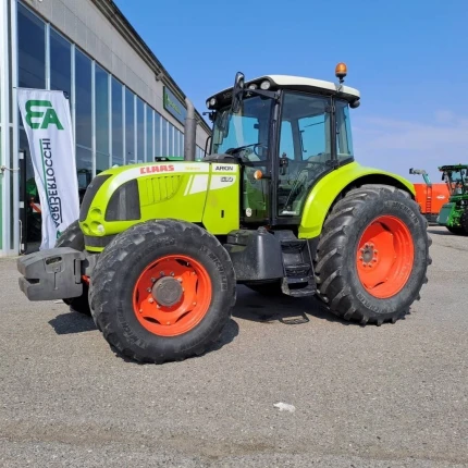 Claas ARION 630
