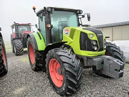 Claas ARION 440