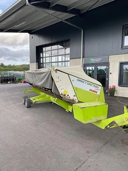 Claas DIRECT DISC 520 CONTOUR MIT TRANSPORTWAGEN