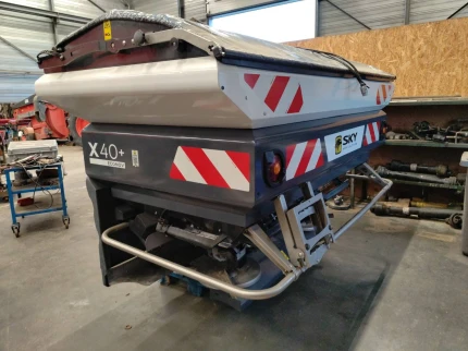 Distributeur d'engrais - 3000L - 3600CM - 2016