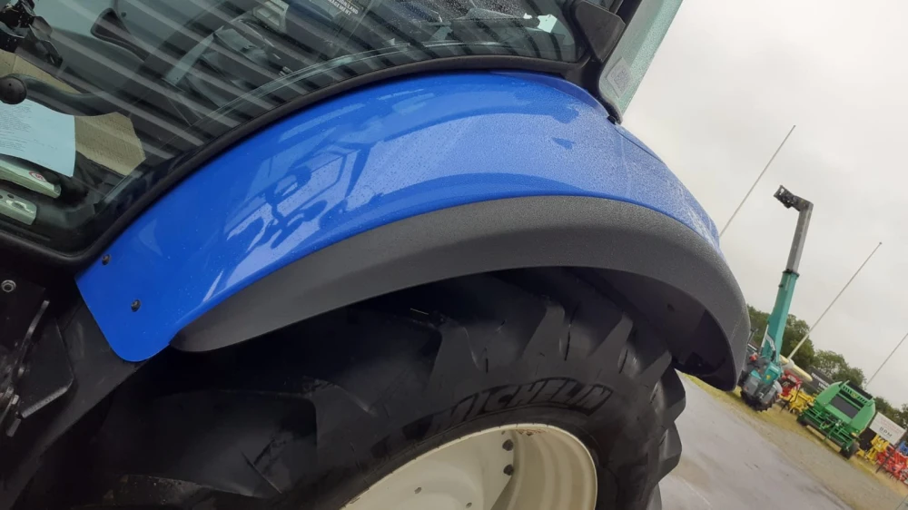New Holland T5 110 EC d'occasion — photo 10