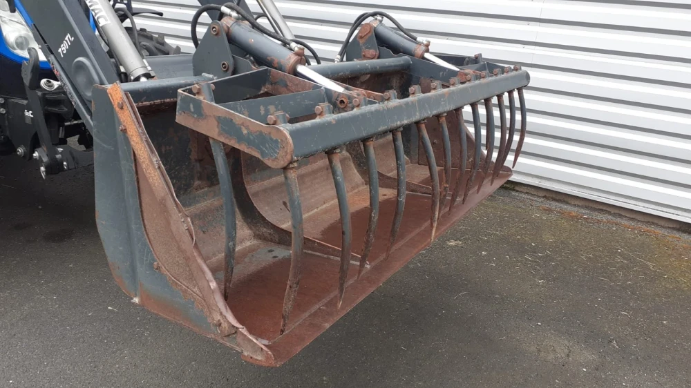 New Holland T5 110 EC d'occasion — photo 22