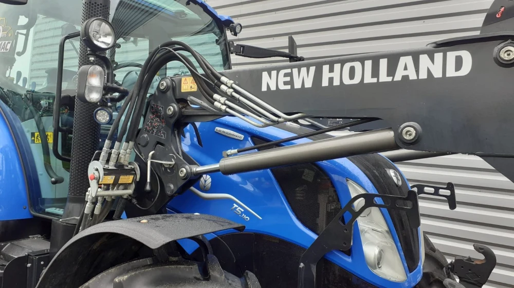 New Holland T5 110 EC d'occasion — photo 28