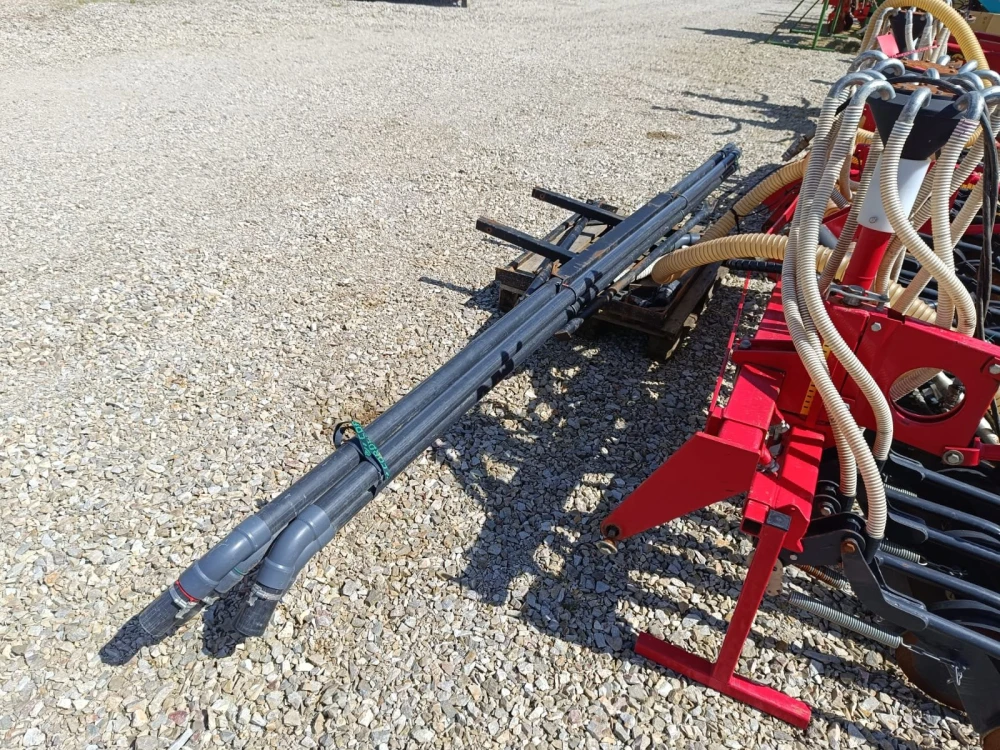 Kongskilde NS1500 + LIGNE DE SEMIS REPLIABLE 4M50 d'occasion — photo 4