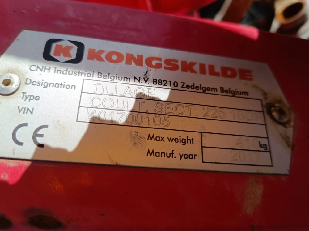 Kongskilde NS1500 + LIGNE DE SEMIS REPLIABLE 4M50 d'occasion — photo 12