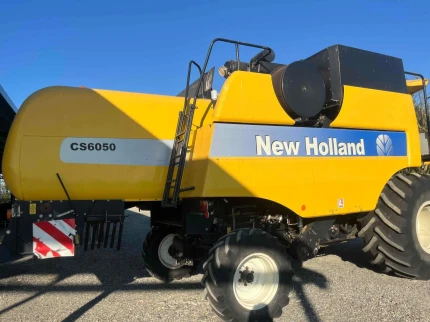 Moissonneuse batteuse - 242CH - 3910H - 2008