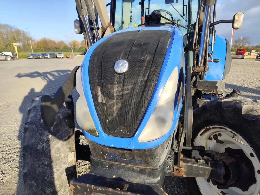 New Holland T5.100EC d'occasion — photo 10