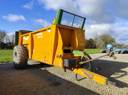 Epandeur à fumier - 16M3 - 2015