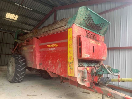 Epandeur à fumier - 15M3 - 2014