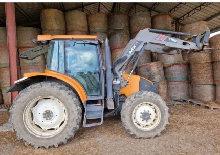 Tracteur agricole - 96CH - 11577H - 2002