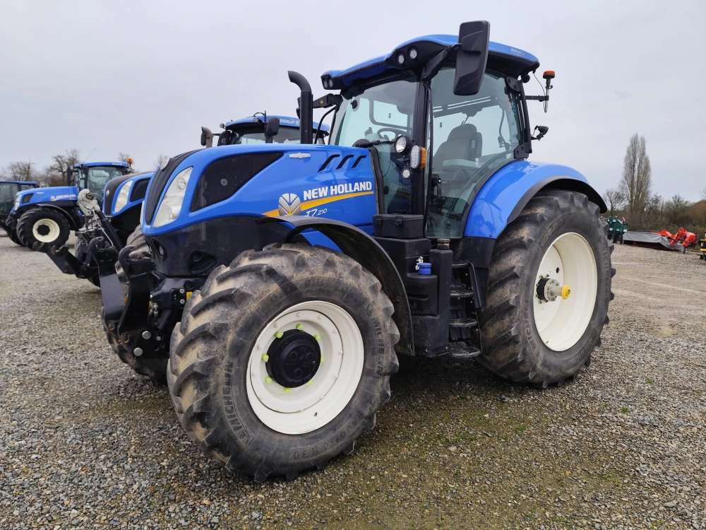 New Holland T7.210ACSWII d'occasion — photo 13