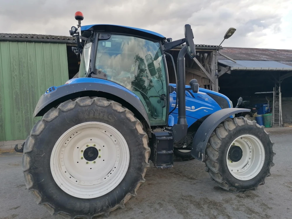 New Holland T5 120 DYNAMIC CDE d'occasion — photo 4
