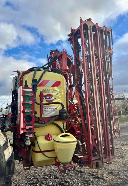 Pulvérisateur porté - 1800L - 2010