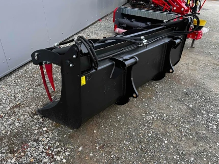 Godet multi-services