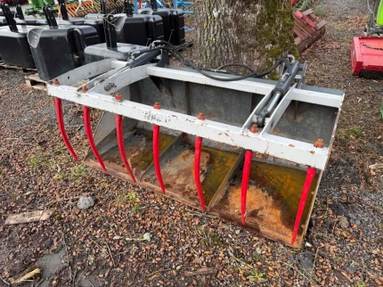 Godet multi-services - 180CM - 2020