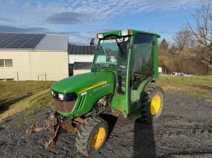 Tracteur agricole - 31CH - 2009