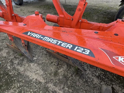Kuhn VARIMASTER123