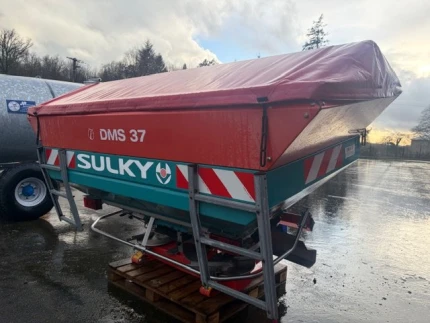 Distributeur d'engrais - 2200L - 2800CM - 2013