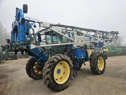 Pulvérisateur automoteur - 3000L - 120CH - 4175H - 2000