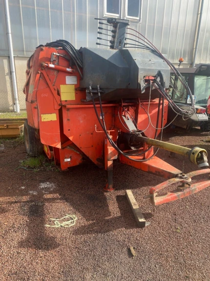 Kuhn MIXTOR 4050